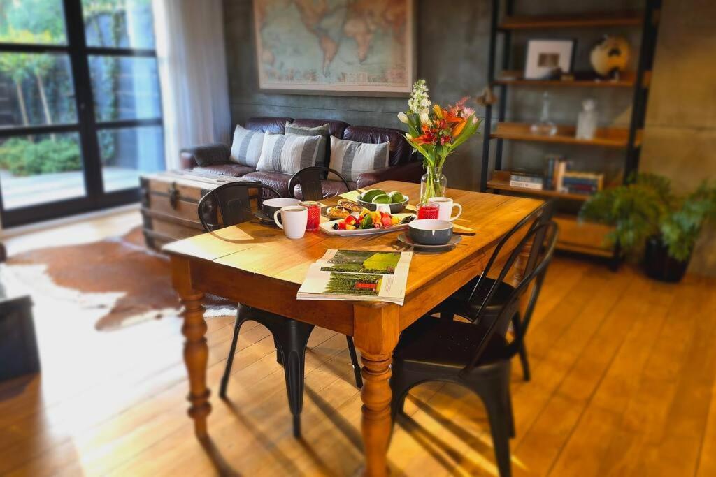 Apartment 3 - Haddin Court - Industrial Glam Blenheim Extérieur photo